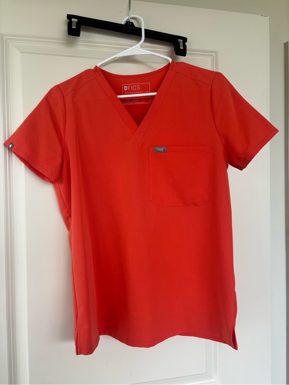 Figs Sunset Orange Catarina Top